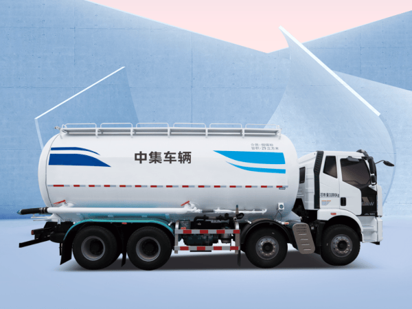 中集車輛粉罐家族實力登場，揭秘粉粒物料運輸車的"高效可靠"之道！